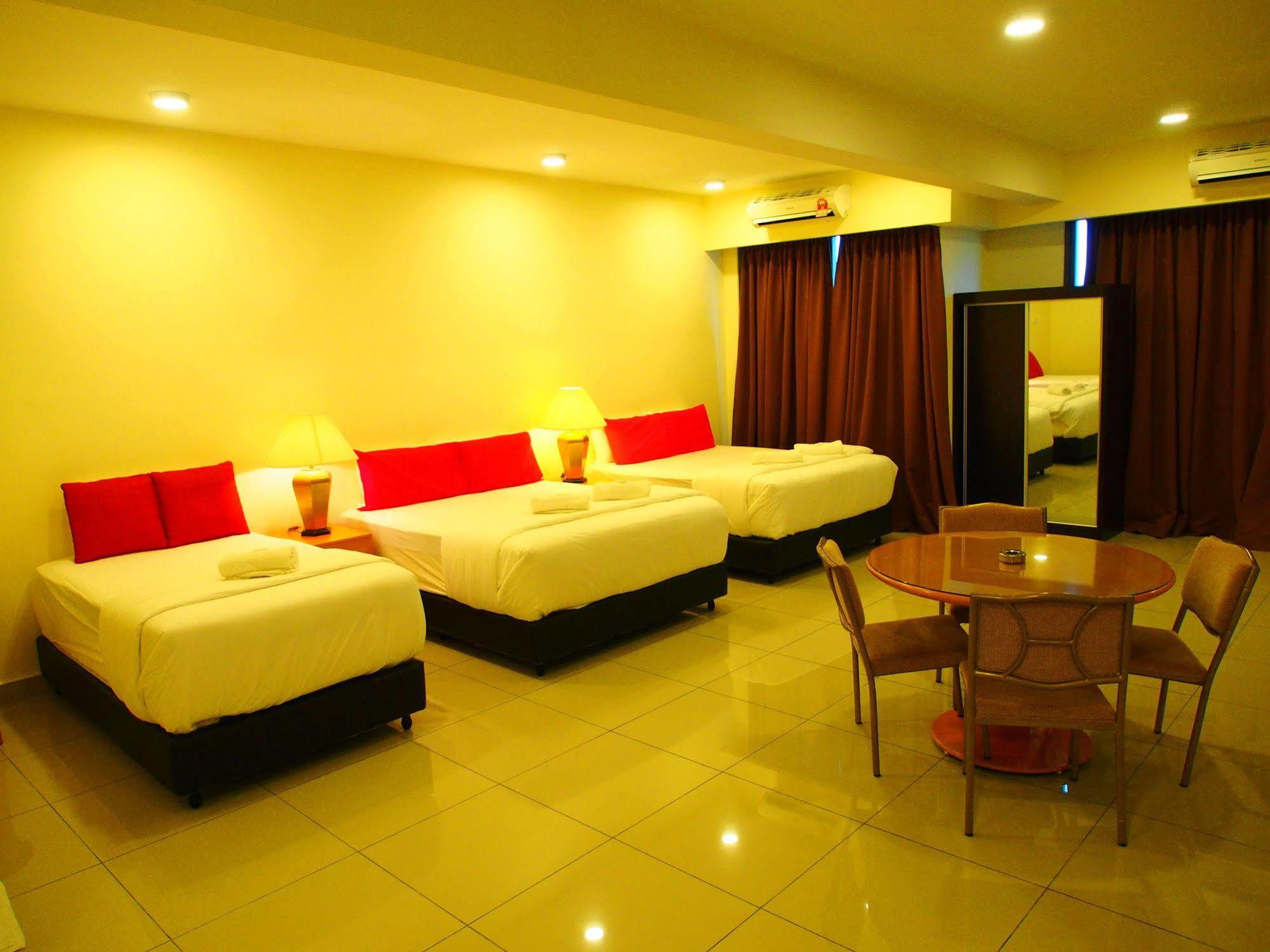 Premier Times International Hotel Seri Kembangan Zewnętrze zdjęcie