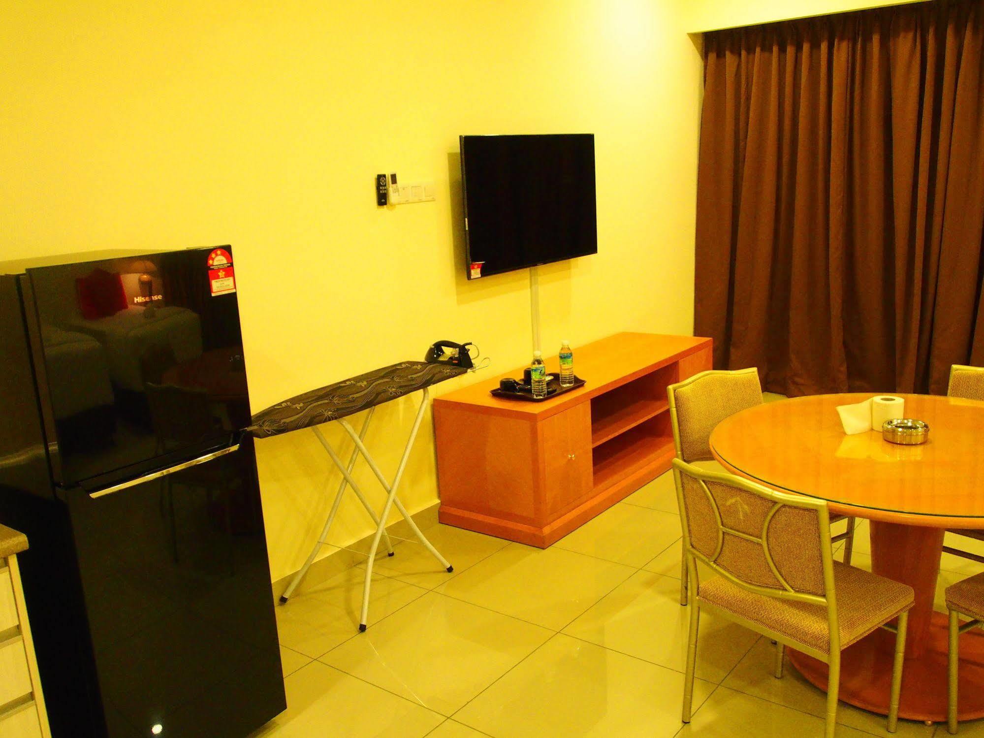 Premier Times International Hotel Seri Kembangan Zewnętrze zdjęcie