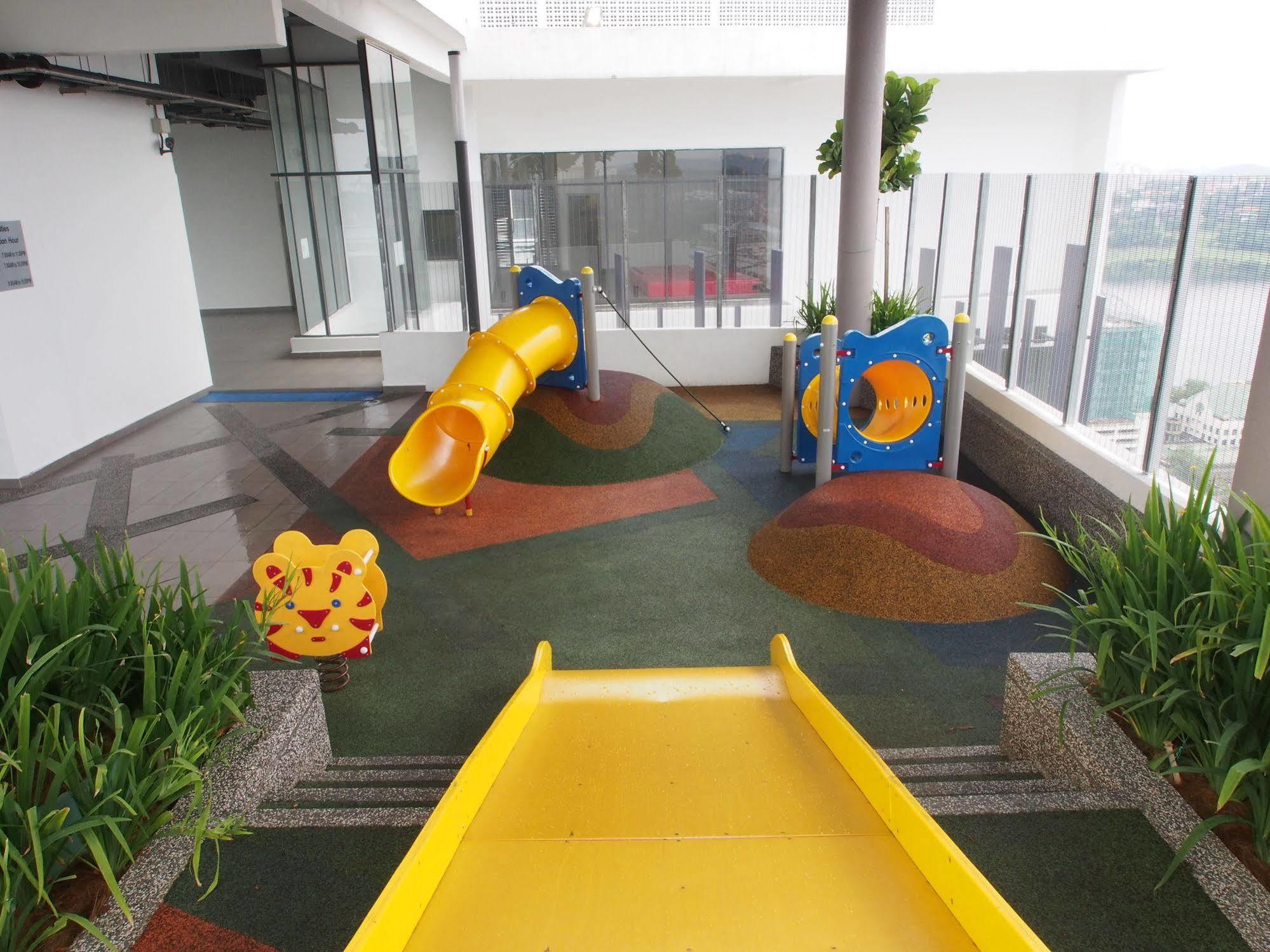 Premier Times International Hotel Seri Kembangan Zewnętrze zdjęcie
